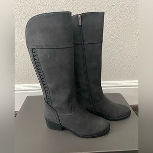 Vince Camuto tall black boots. Girls size 1.